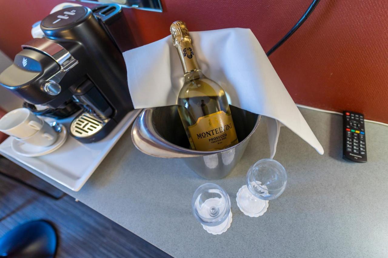 Hotel Ambiotel Tongeren Eksteriør billede
